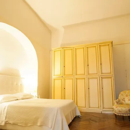 Romeo E Tebaldo Maison 2 *
