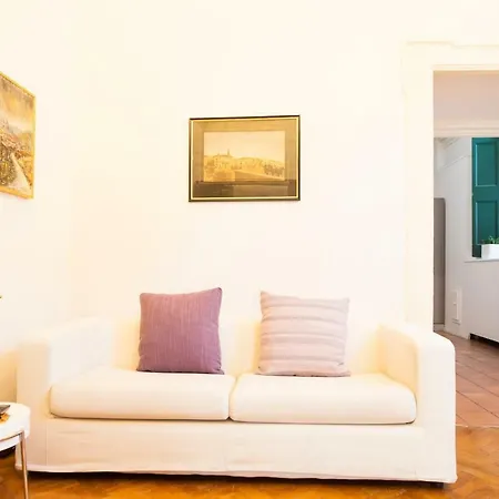 Romeo E Tebaldo Maison 2 *